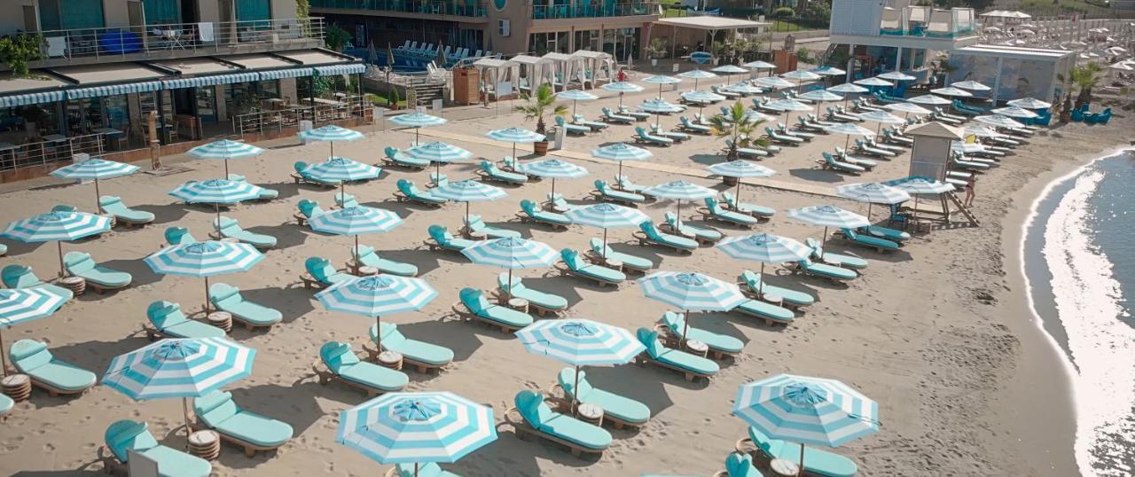 Beachfront Apartments By Marty'S サニービーチ エクステリア 写真